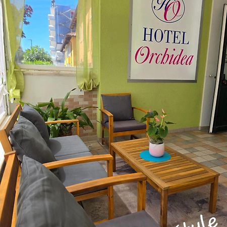 Hotel Orchidea ลินญาโน ซับเบียโดโร ภายนอก รูปภาพ
