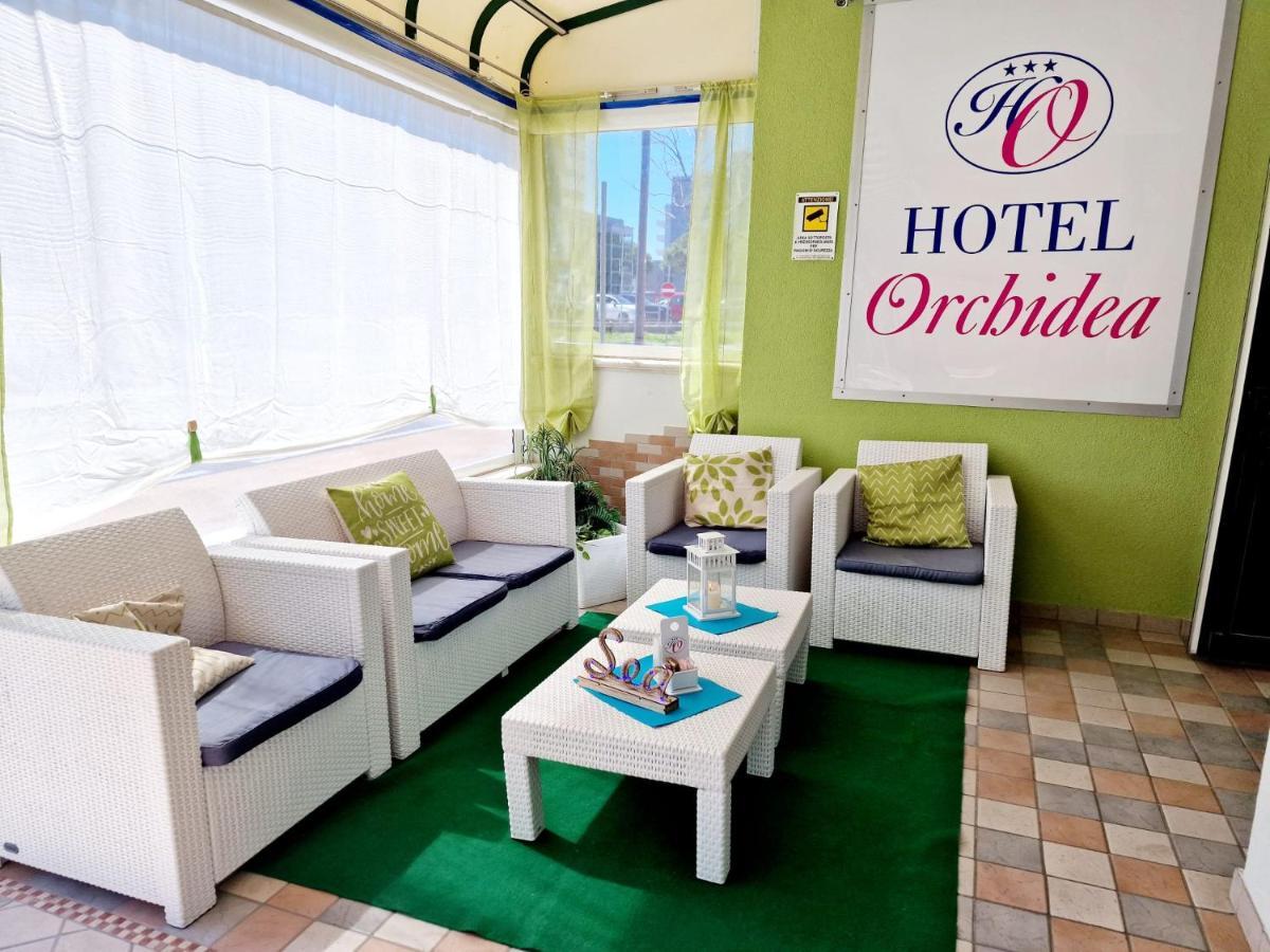 Hotel Orchidea ลินญาโน ซับเบียโดโร ภายนอก รูปภาพ