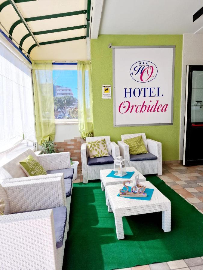 Hotel Orchidea ลินญาโน ซับเบียโดโร ภายนอก รูปภาพ